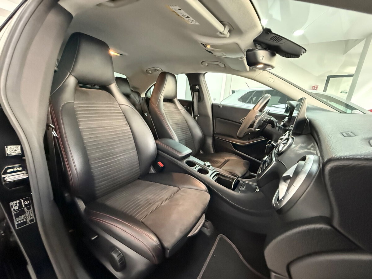 Mercedes-Benz CLA 200 d Automatic Premium (20)
