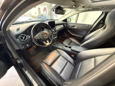 Mercedes-Benz GLA SUV 200 d Automatic Premium (20)