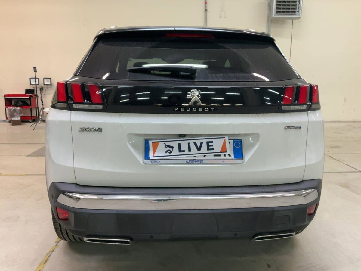Peugeot 3008 BlueHDi 150 S&S GT Line (2)