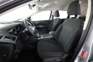 Ford Kuga 1.5 TDCI 120 CV S&S 2WD Powershift Titanium Business (2)
