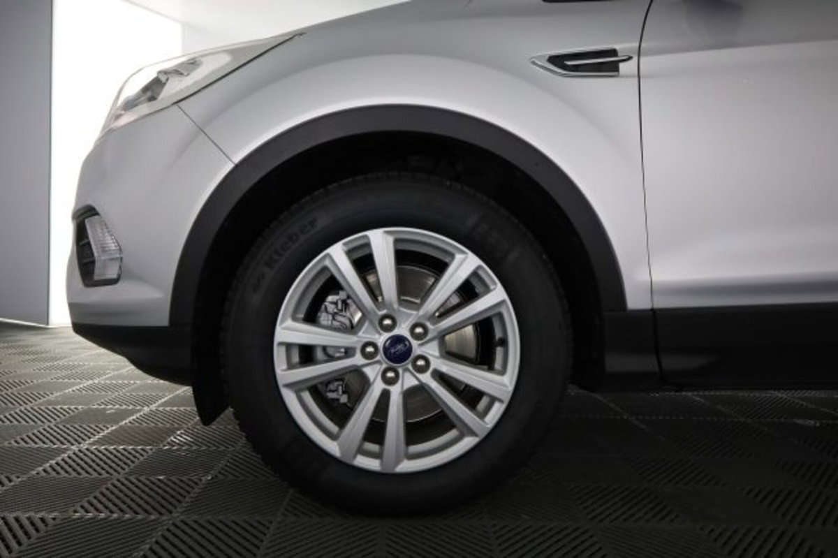 Ford Kuga 1.5 TDCI 120 CV S&S 2WD Powershift Titanium Business (8)