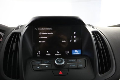 Ford Kuga 1.5 TDCI 120 CV S&S 2WD Powershift Titanium Business (9)