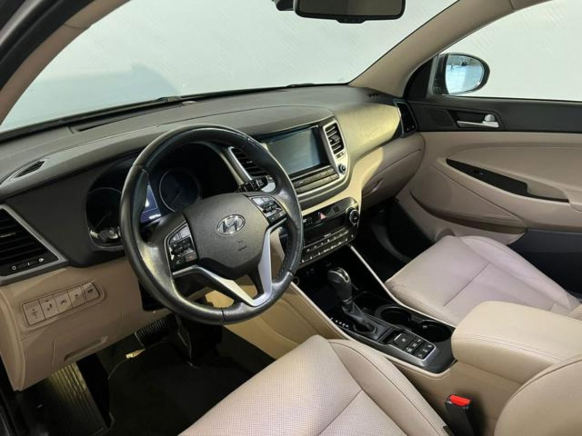 Hyundai Tucson 2.0 CRDi 4WD aut. XPossible (8)