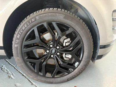 Land Rover Range Rover Evoque 2.0D I4 163 CV AWD Auto R-Dynamic (7)