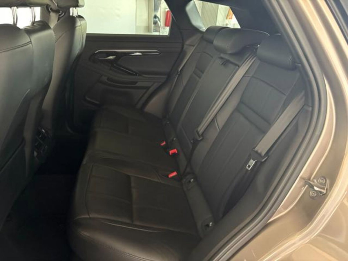 Land Rover Range Rover Evoque 2.0D I4 163 CV AWD Auto R-Dynamic (9)