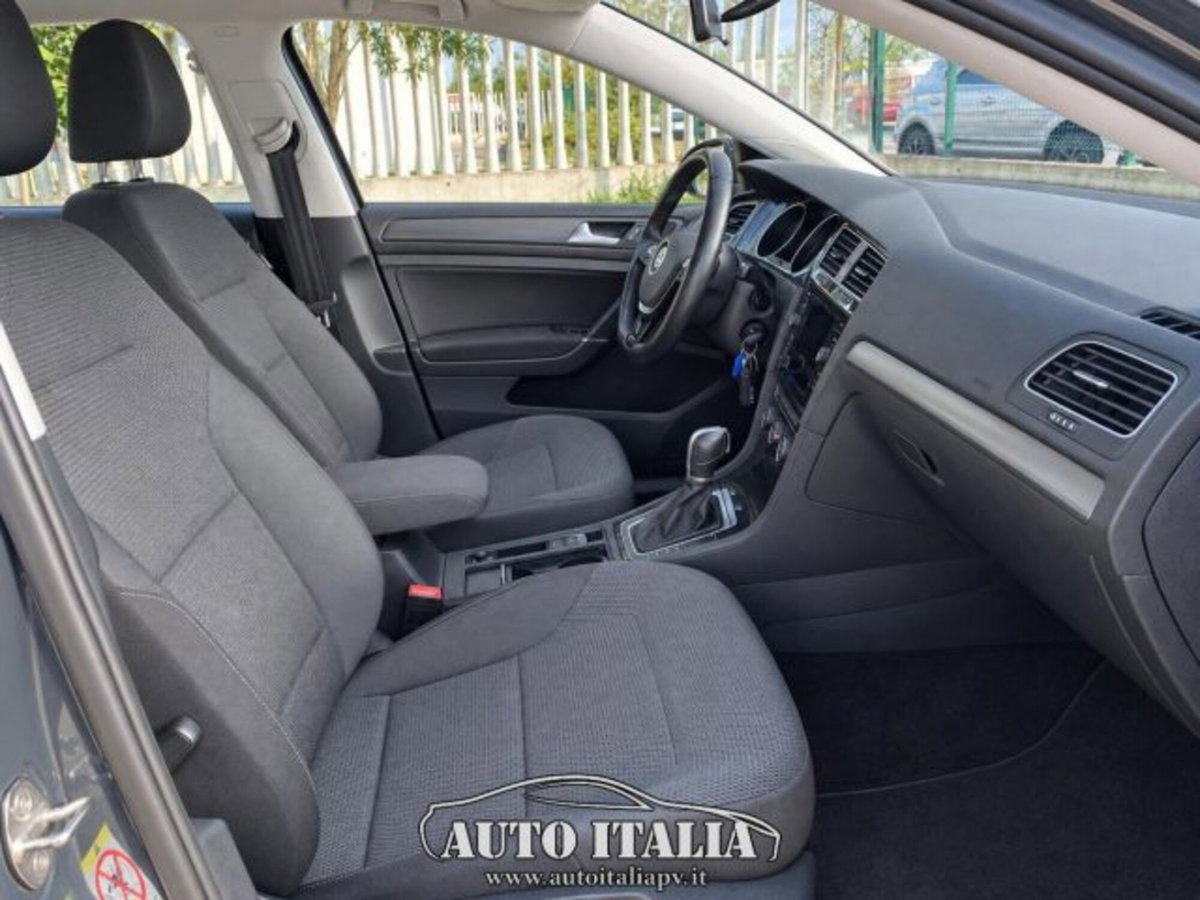 Volkswagen Golf Variant 1.6 TDI 115 CV DSG Executive BlueMotion Tech. (13)