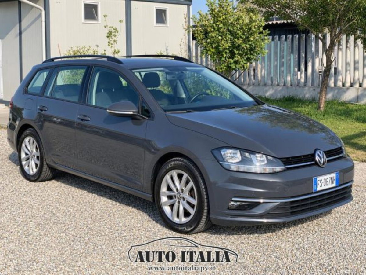 Volkswagen Golf Variant 1.6 TDI 115 CV DSG Executive BlueMotion Tech. (3)