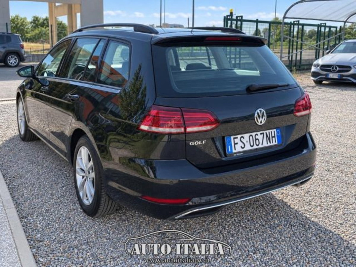 Volkswagen Golf Variant 1.6 TDI 115 CV DSG Executive BlueMotion Tech. (8)