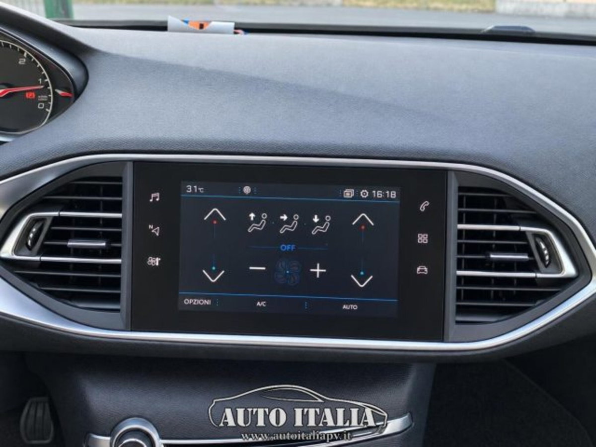 Peugeot 308 SW BlueHDi 130 S&S Allure (12)
