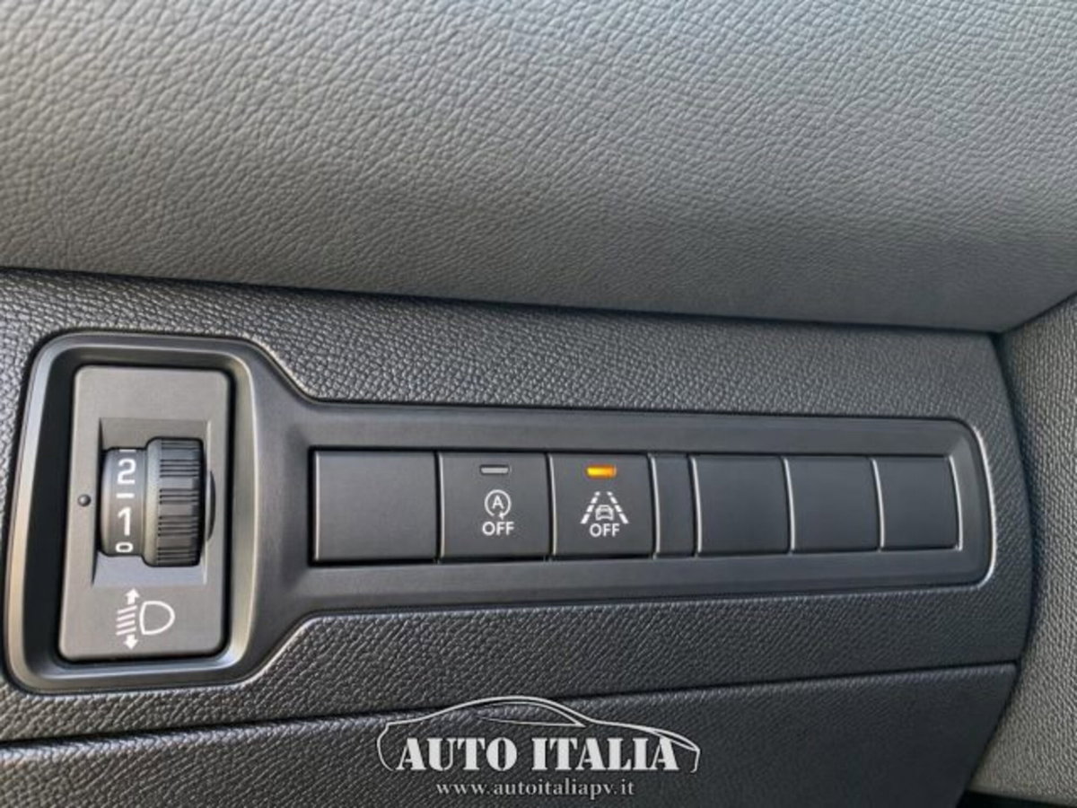 Peugeot 308 SW BlueHDi 130 S&S Allure (13)