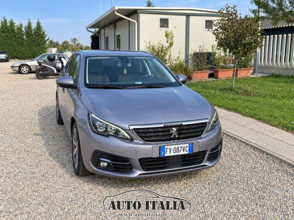 Peugeot 308 SW BlueHDi 130 S&S Allure (7)