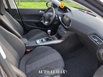 Peugeot 308 SW BlueHDi 130 S&S Allure (8)