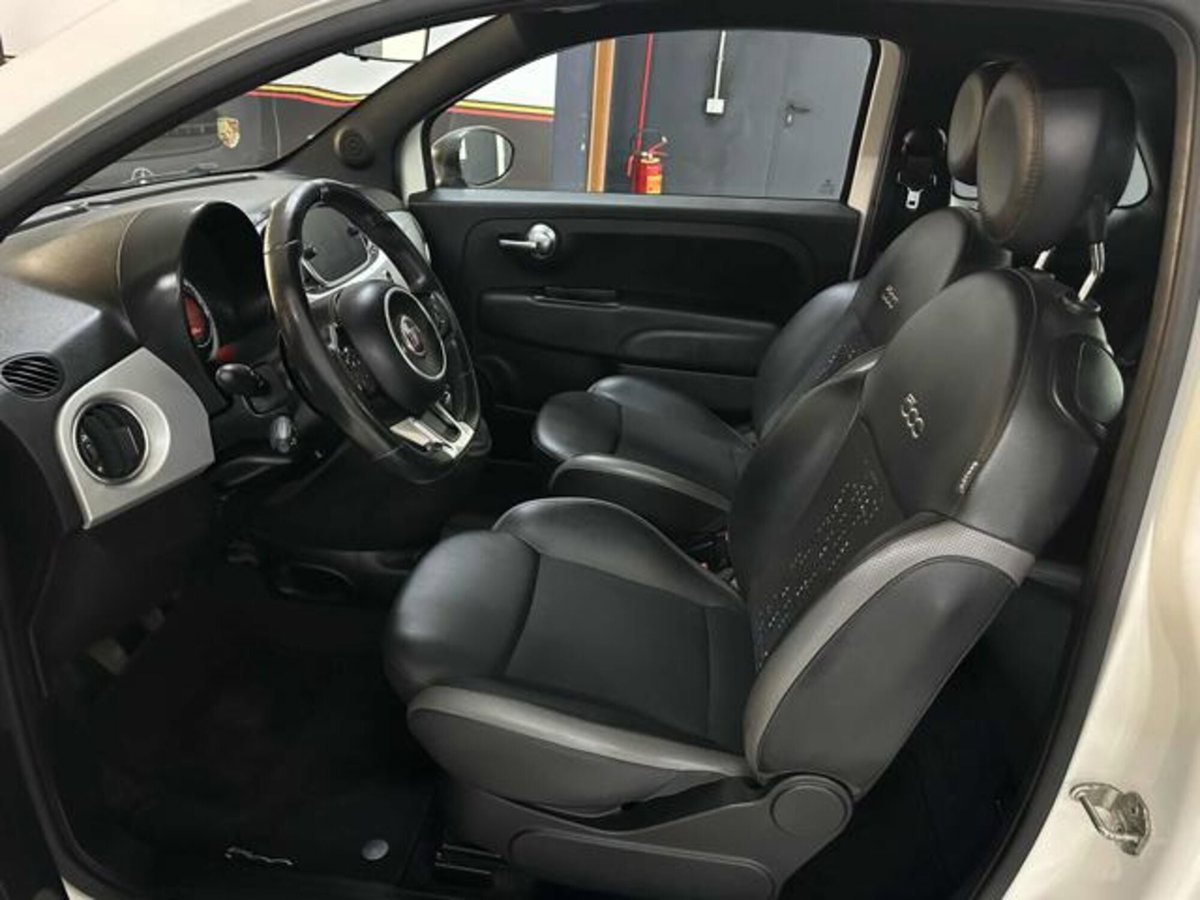 Fiat 500 1.0 Hybrid Connect (8)