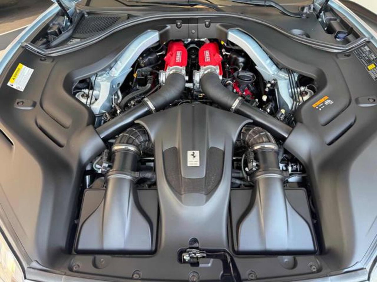 Ferrari Portofino Spider Portofino (14)