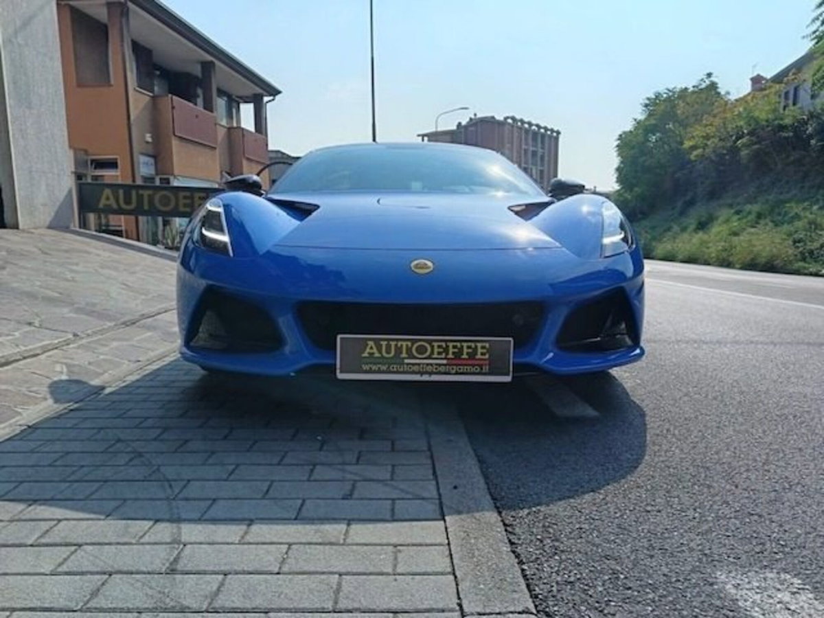 Lotus Emira 2.0 turbo 365cv dct (3)