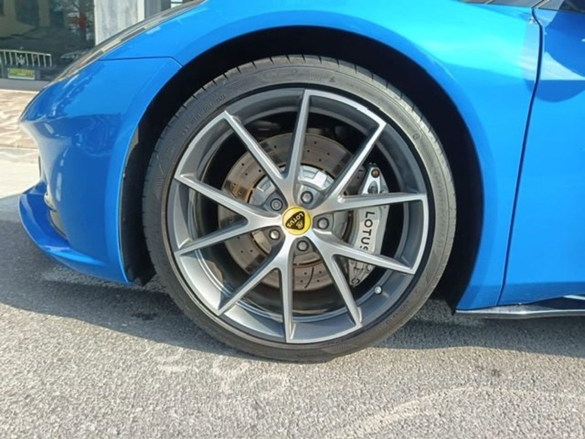 Lotus Emira 2.0 turbo 365cv dct (7)