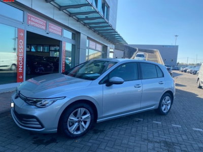 Volkswagen Golf 1.5 TGI DSG Life usata