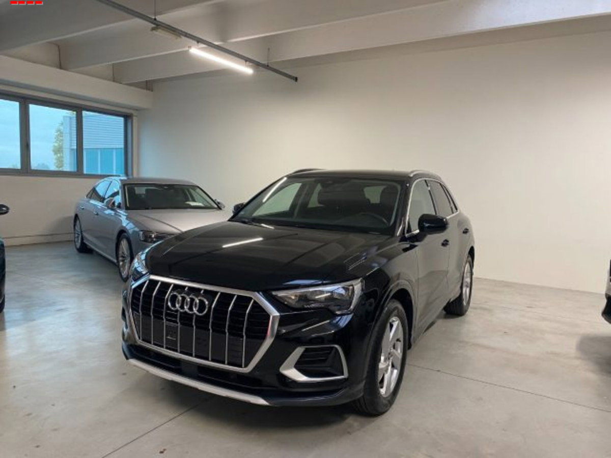 Audi Q3 35 TFSI Business Advanced