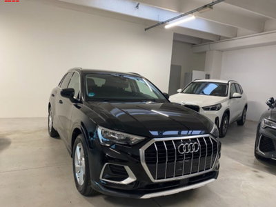 Audi Q3 35 TFSI Business Advanced (2)