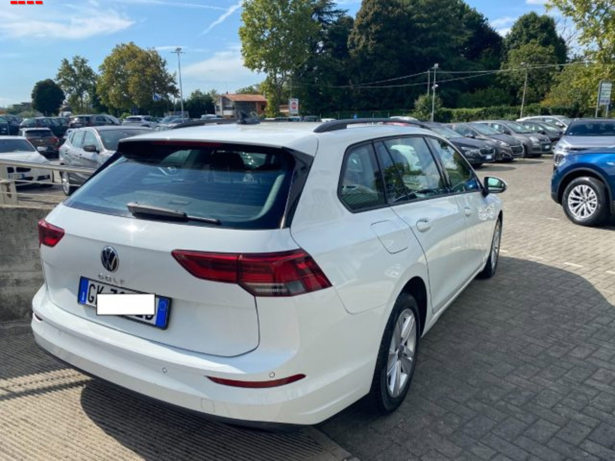 Volkswagen Golf Variant 2.0 TDI SCR DSG Life (5)