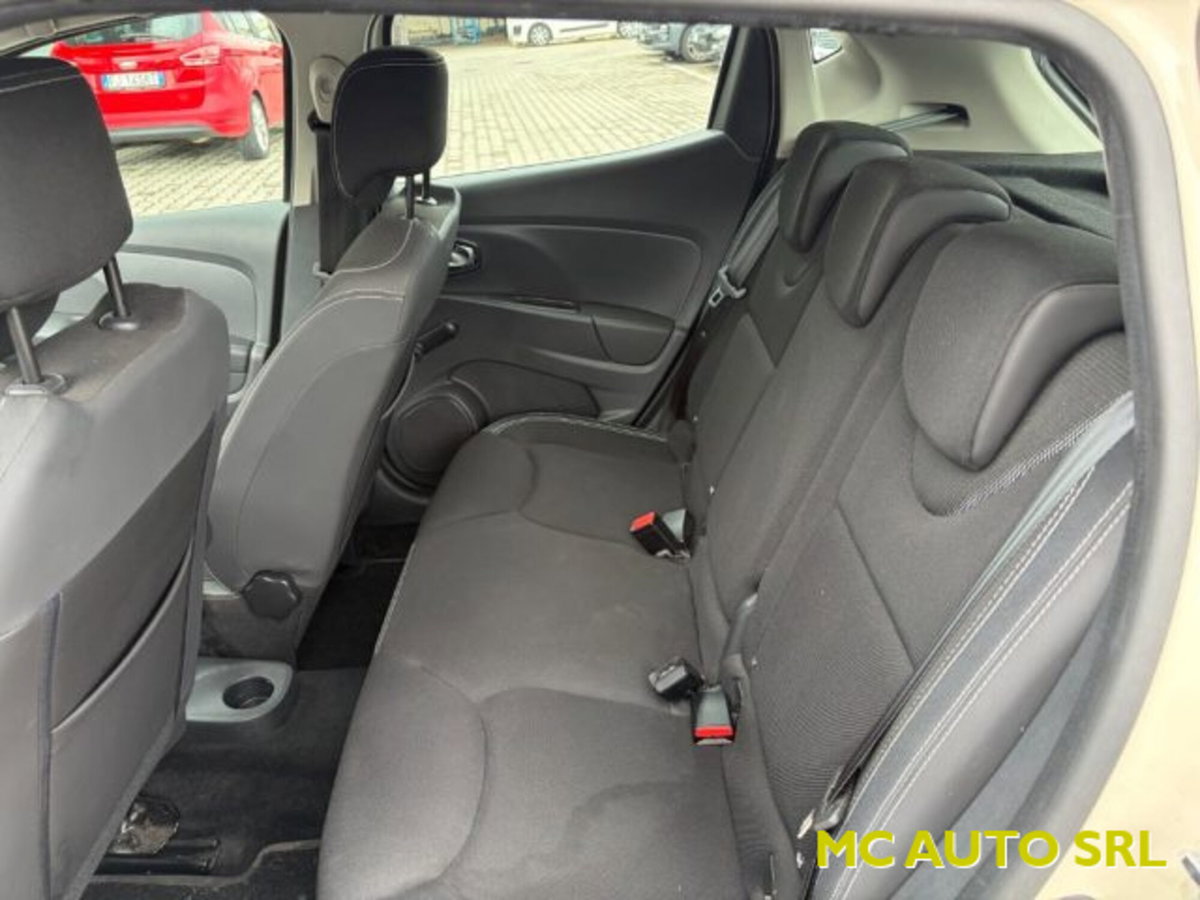 Renault Clio TCe 12V 90 CV GPL 5 porte Moschino Zen (8)