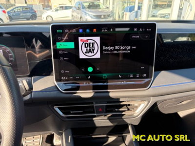 Volkswagen Tiguan 2.0 TDI 150 CV SCR DSG 4MOTION R-Line (12)