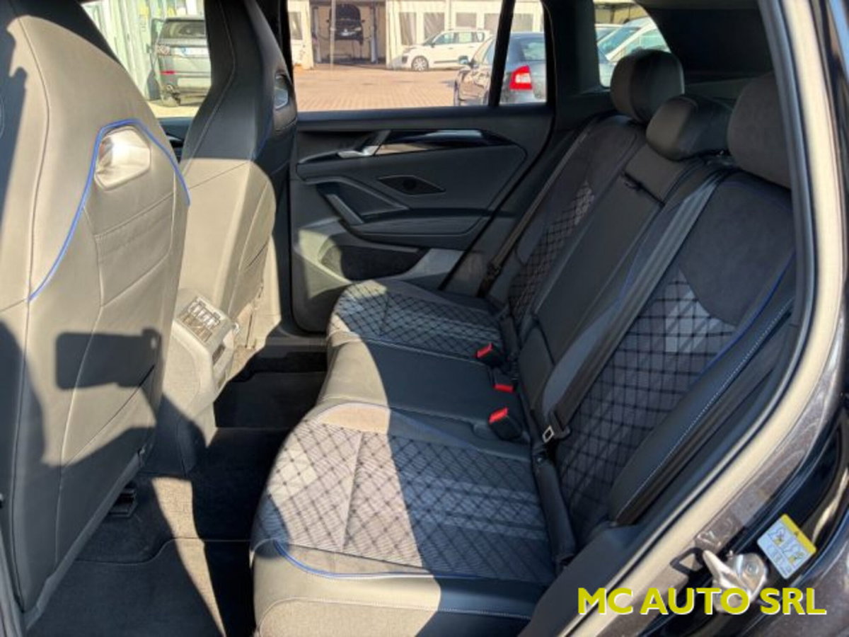 Volkswagen Tiguan 2.0 TDI 150 CV SCR DSG 4MOTION R-Line (8)