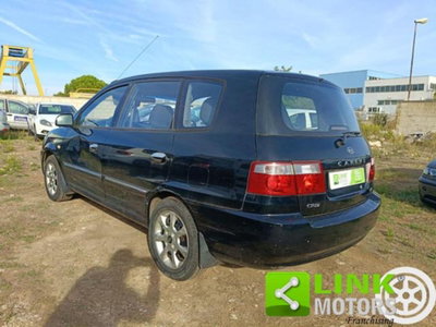 Kia Carens 2.0 16V CRDi LX (2)