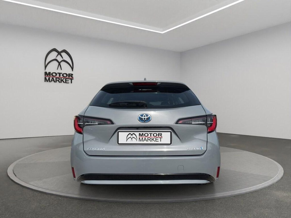 Toyota Corolla Touring Sports 1.8 Hybrid Business (6)