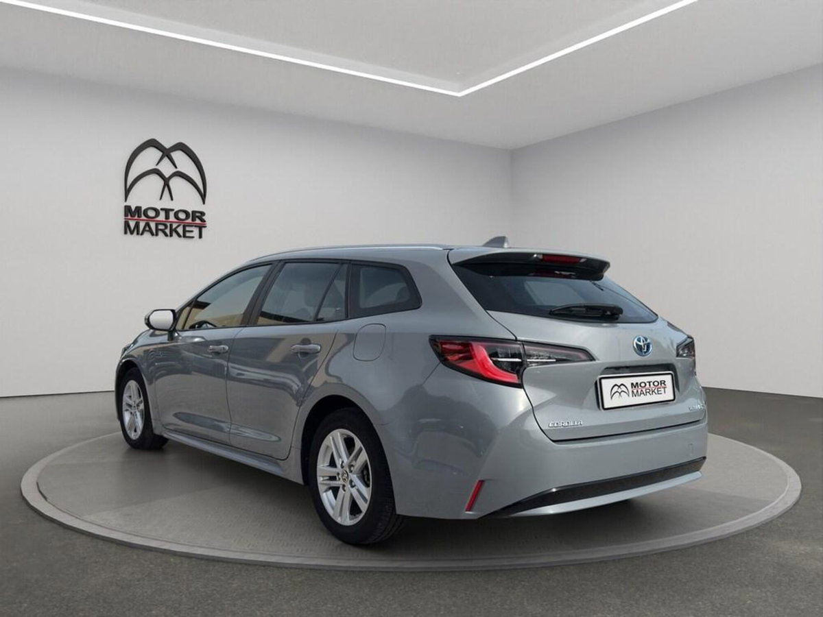 Toyota Corolla Touring Sports 1.8 Hybrid Business (8)
