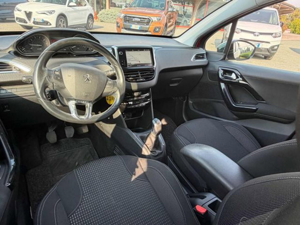 Peugeot 208 82 5 porte Allure (13)