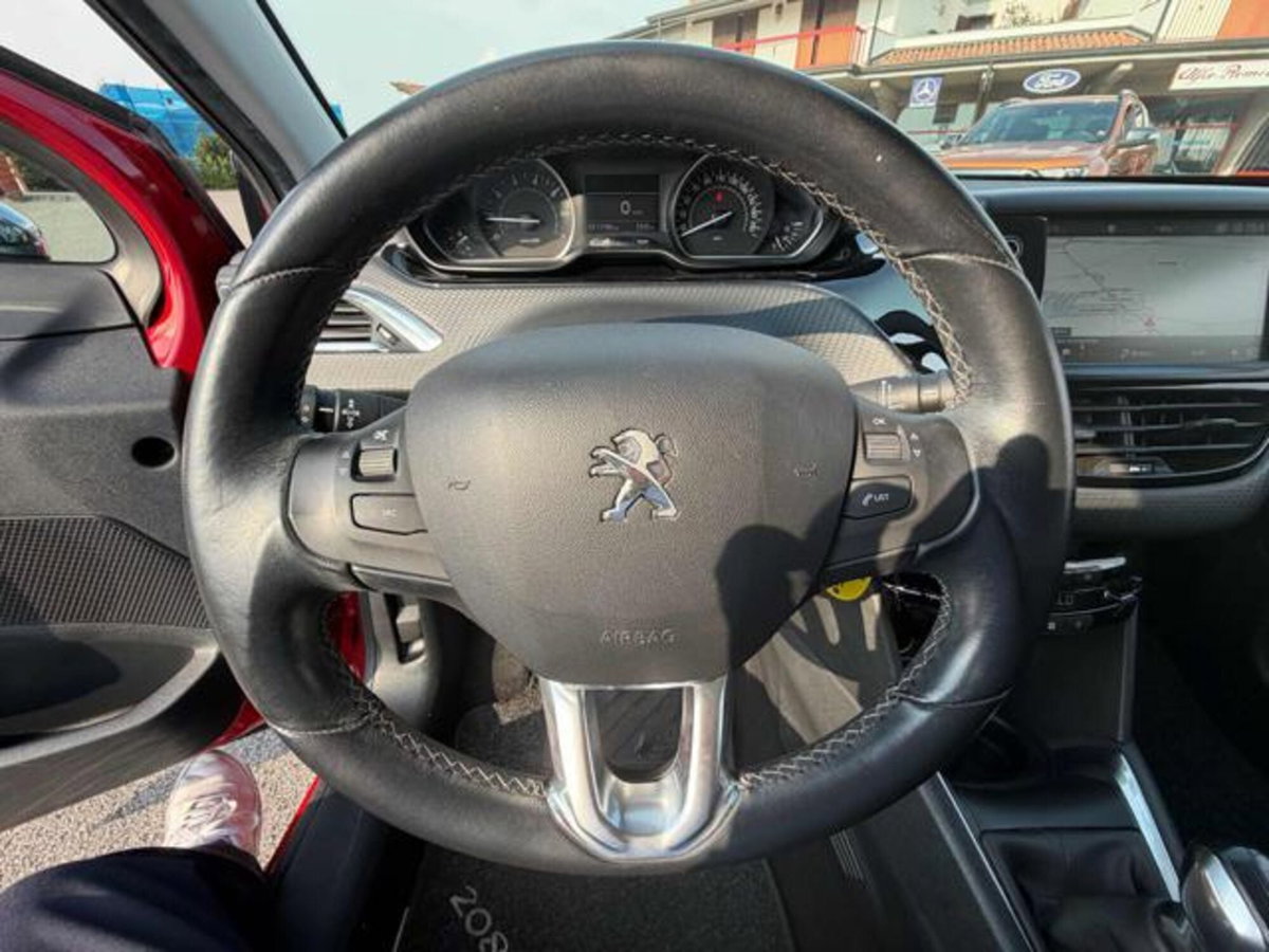 Peugeot 208 82 5 porte Allure (19)