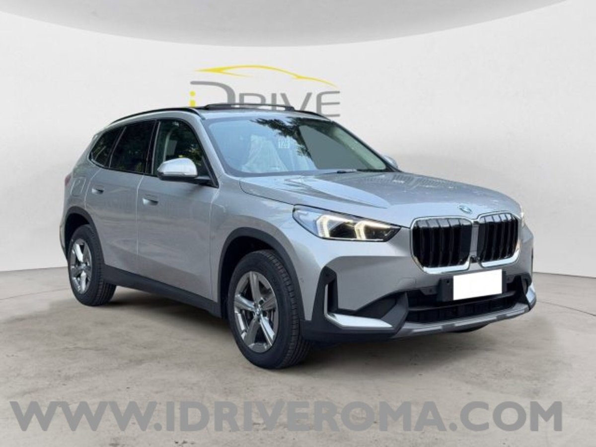BMW X1 sdrive20i mhev 48V auto (3)