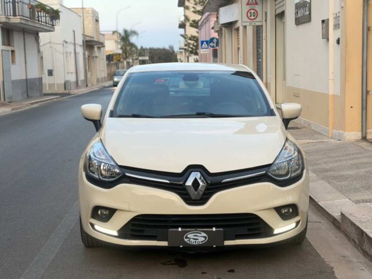 Renault Clio dCi 8V 75 CV Start&Stop 5 porte Energy Intens (8)
