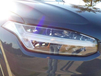 Volvo XC90 B5 (d) AWD Geartronic 7 posti Inscription (9)