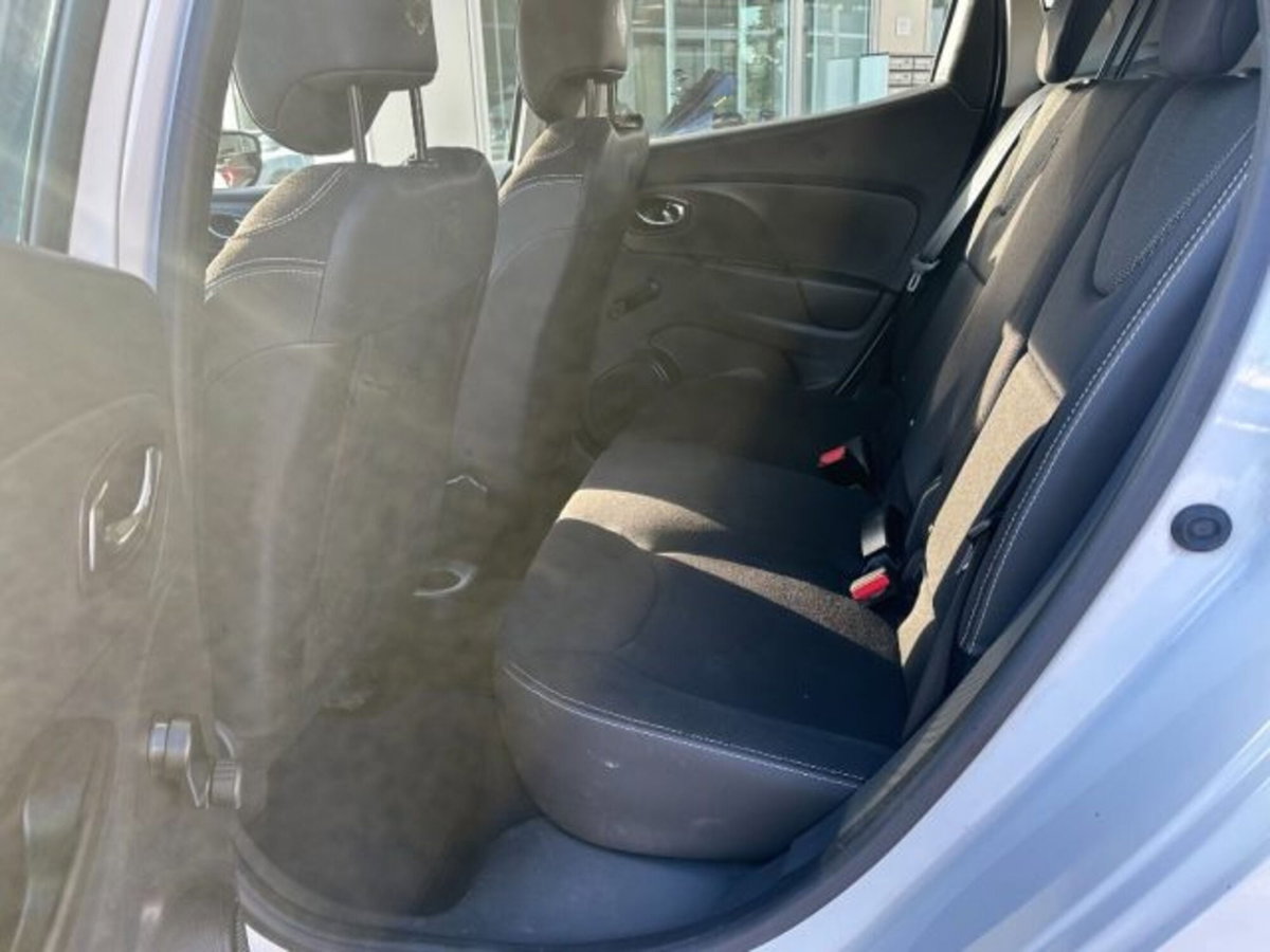Renault Clio 1.5 dCi 8V 75CV 5 porte Costume National (15)