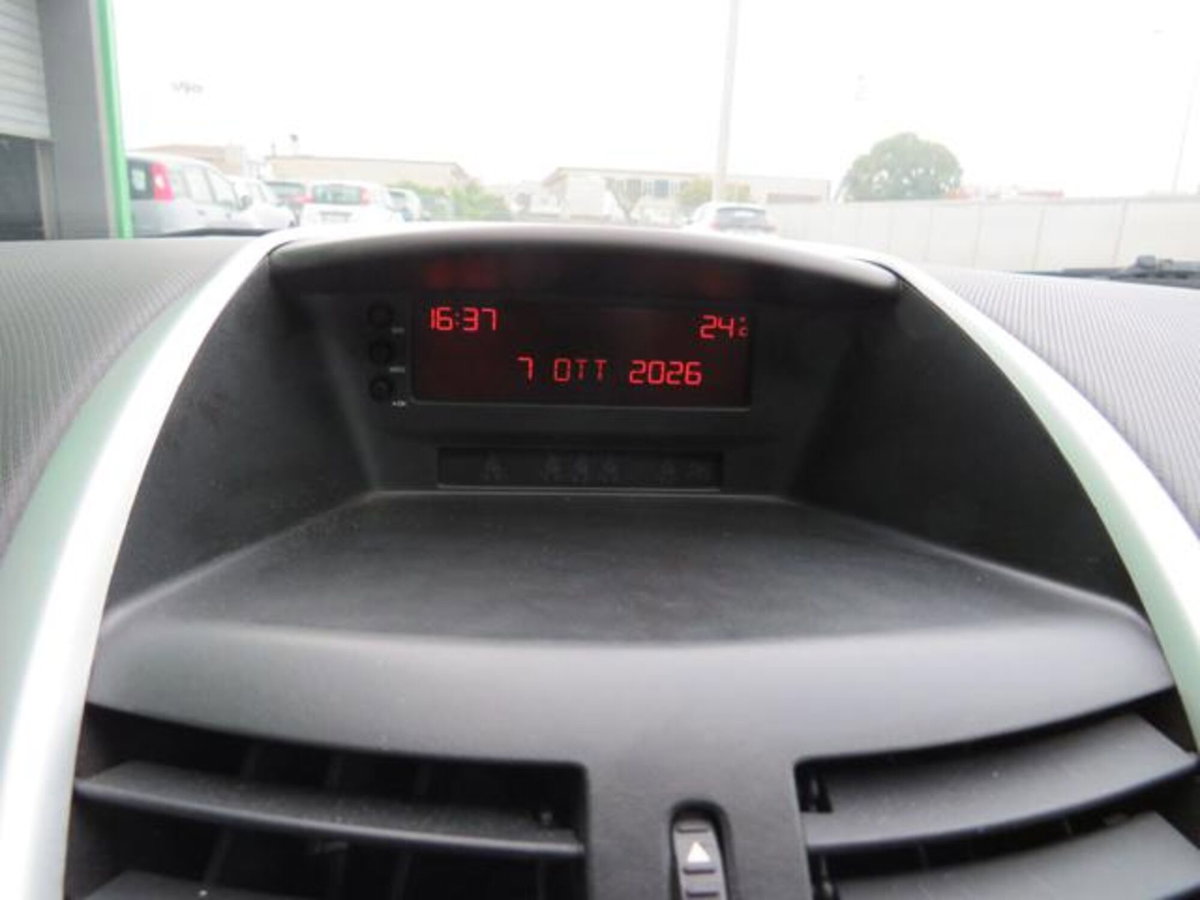 Peugeot 207 SW 8V 75CV Energie Sport ECO GPL (14)