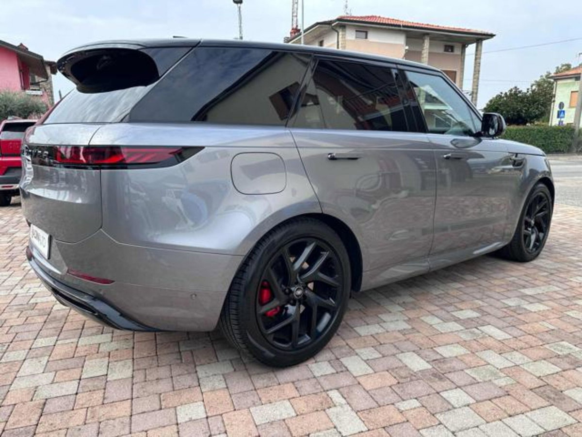 Land Rover Range Rover Sport 3.0D l6 249 CV HSE Dynamic Stealth (19)