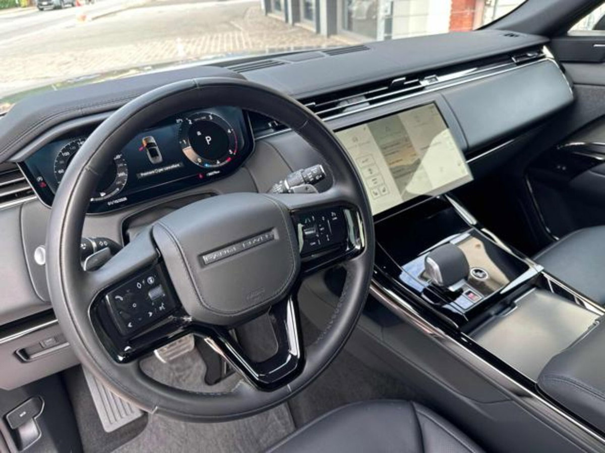 Land Rover Range Rover Sport 3.0D l6 249 CV HSE Dynamic Stealth (3)