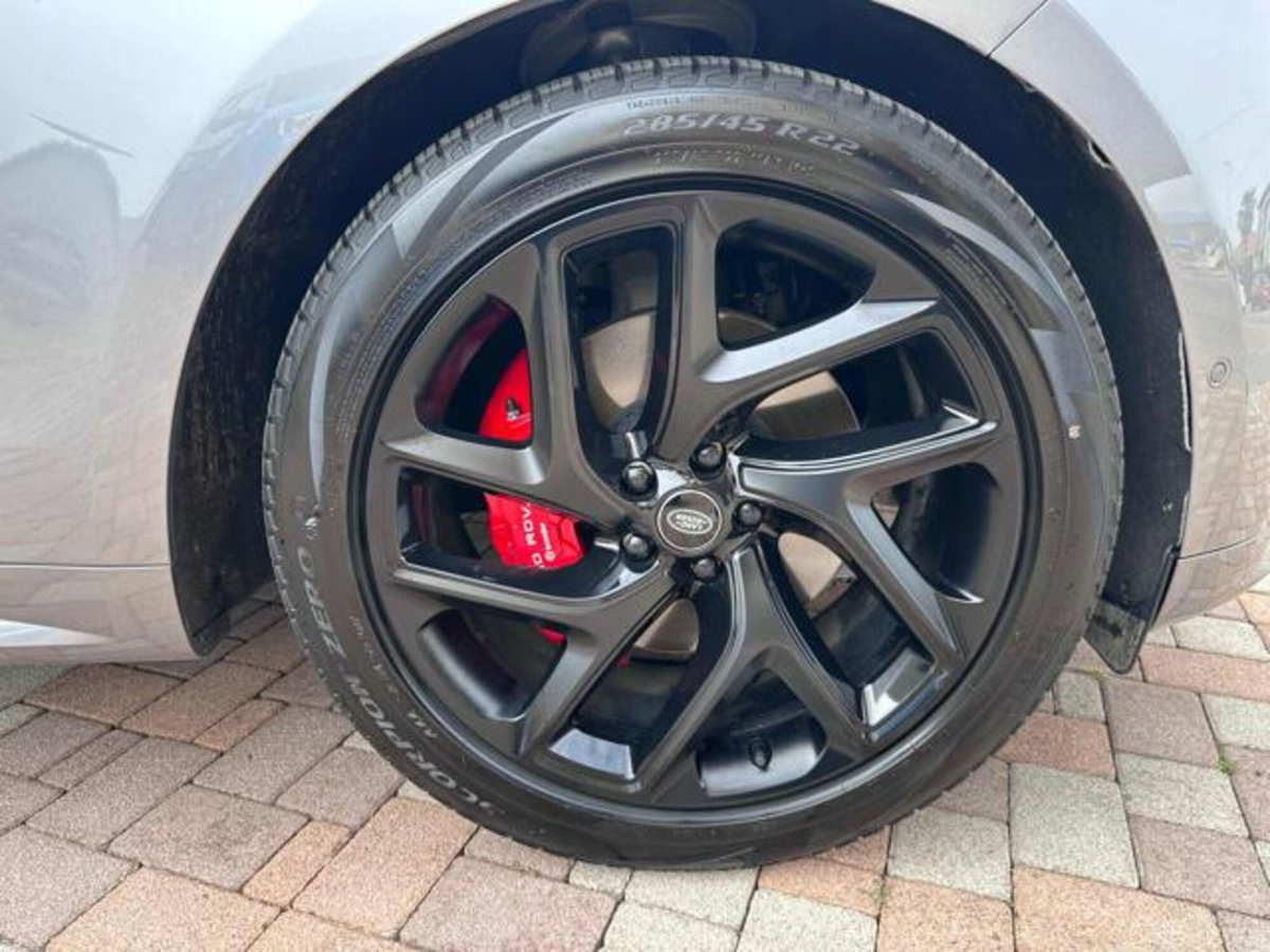 Land Rover Range Rover Sport 3.0D l6 249 CV HSE Dynamic Stealth (7)