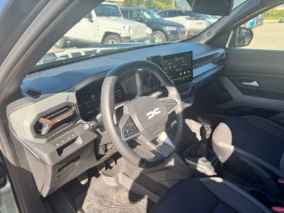 Dacia Duster 1.2 mild hybrid Extreme 4x4 130cv (10)