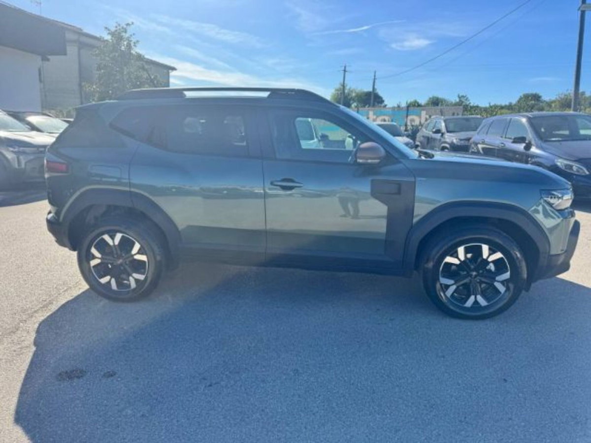 Dacia Duster 1.2 mild hybrid Extreme 4x4 130cv (4)