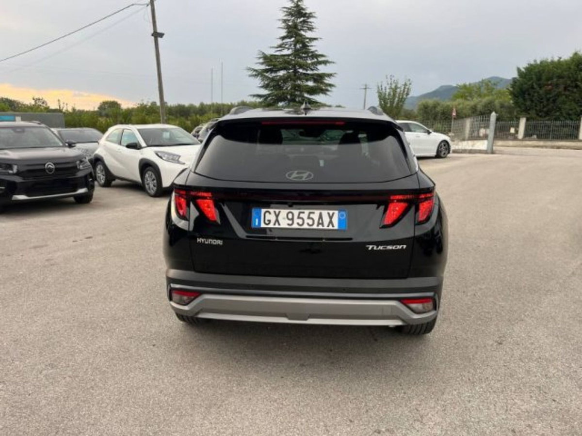Hyundai Tucson 1.6 crdi 48V Exellence 2wd dct (4)