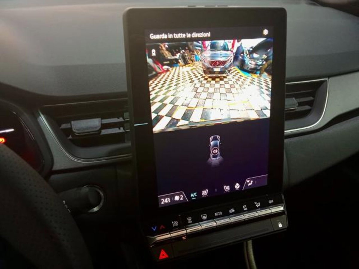 Renault Captur Full Hybrid E-Tech 145 CV Techno (12)