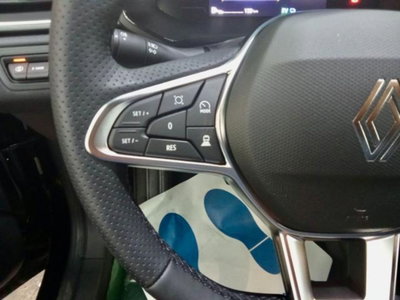 Renault Captur Full Hybrid E-Tech 145 CV Techno (9)