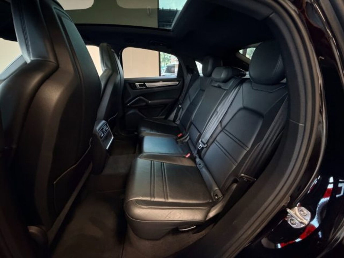 Porsche Cayenne Coupé 3.0 V6 (11)