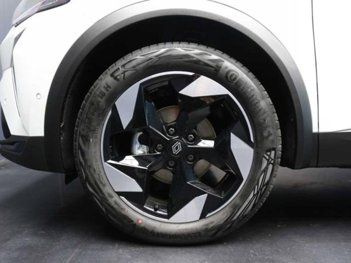 Renault Captur 1.2 eco-g Techno 120cv (12)