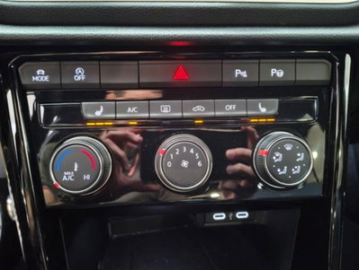 Volkswagen T-Roc 1.0 TSI R-Line (8)