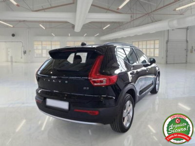 Volvo XC40 D3 Geartronic Business Plus (2)