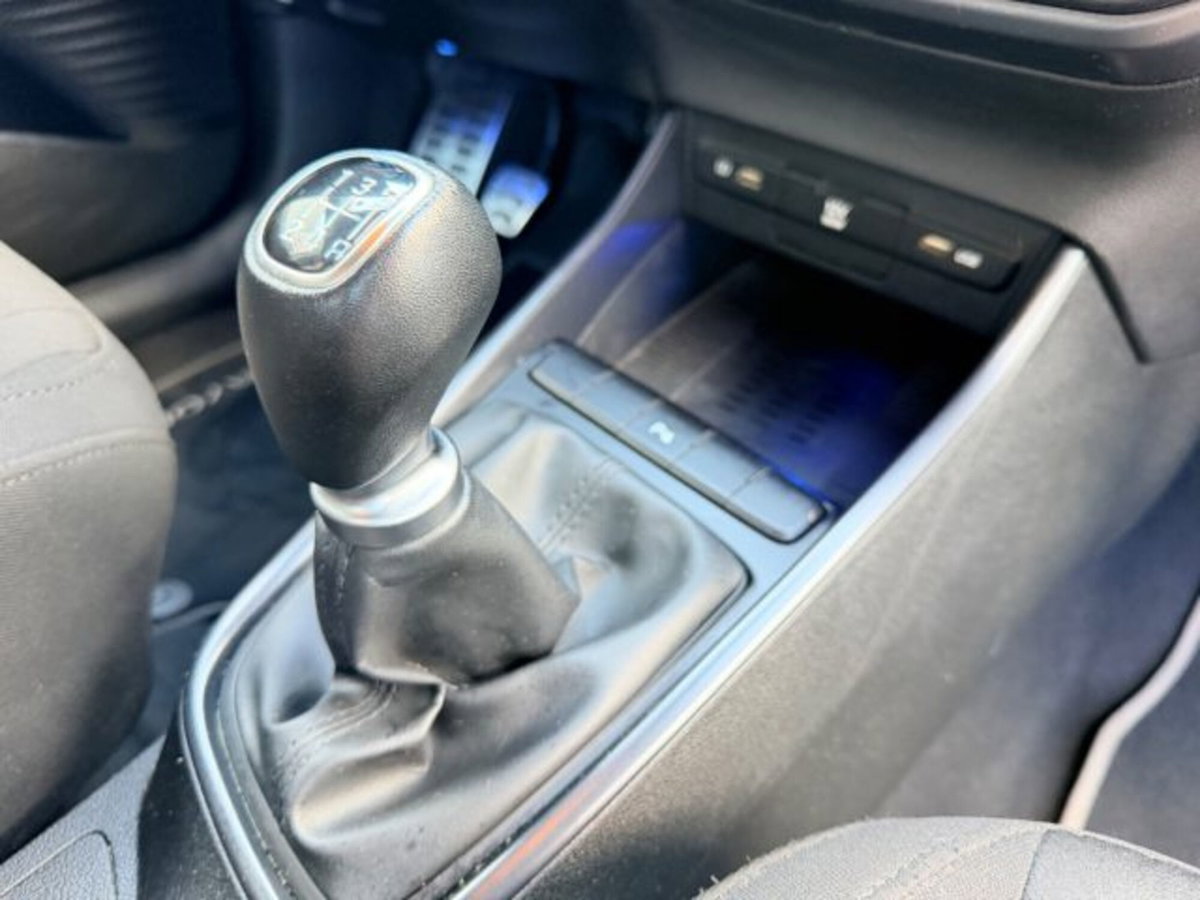 Hyundai Bayon 1.2 mpi Xline (14)